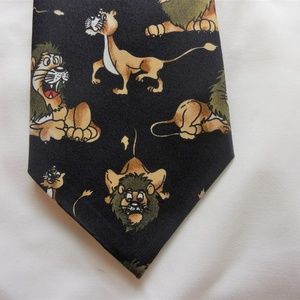 Fashion City Lion Print Hand Made Silk Tie